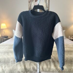 AMERICAN EAGLE Teddy Bear Fleece XS Pullover Blue Off White Striped Long Sleeve